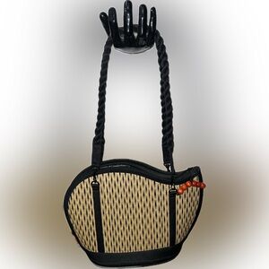 Saraye Kiri Wave Bag, a handwoven handbag from Cambodia